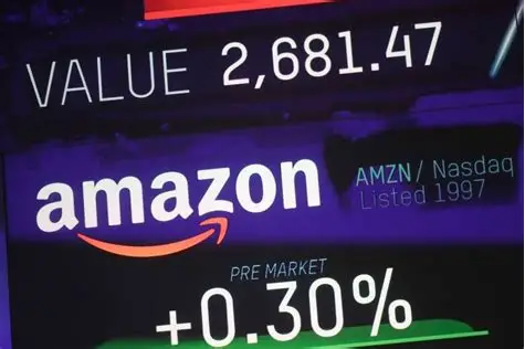 Amazon investit 15 milliards d’euros en France sur trois ans et promet 7 000 emplois en CDI